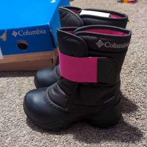 Girls Columbia Snow Boot